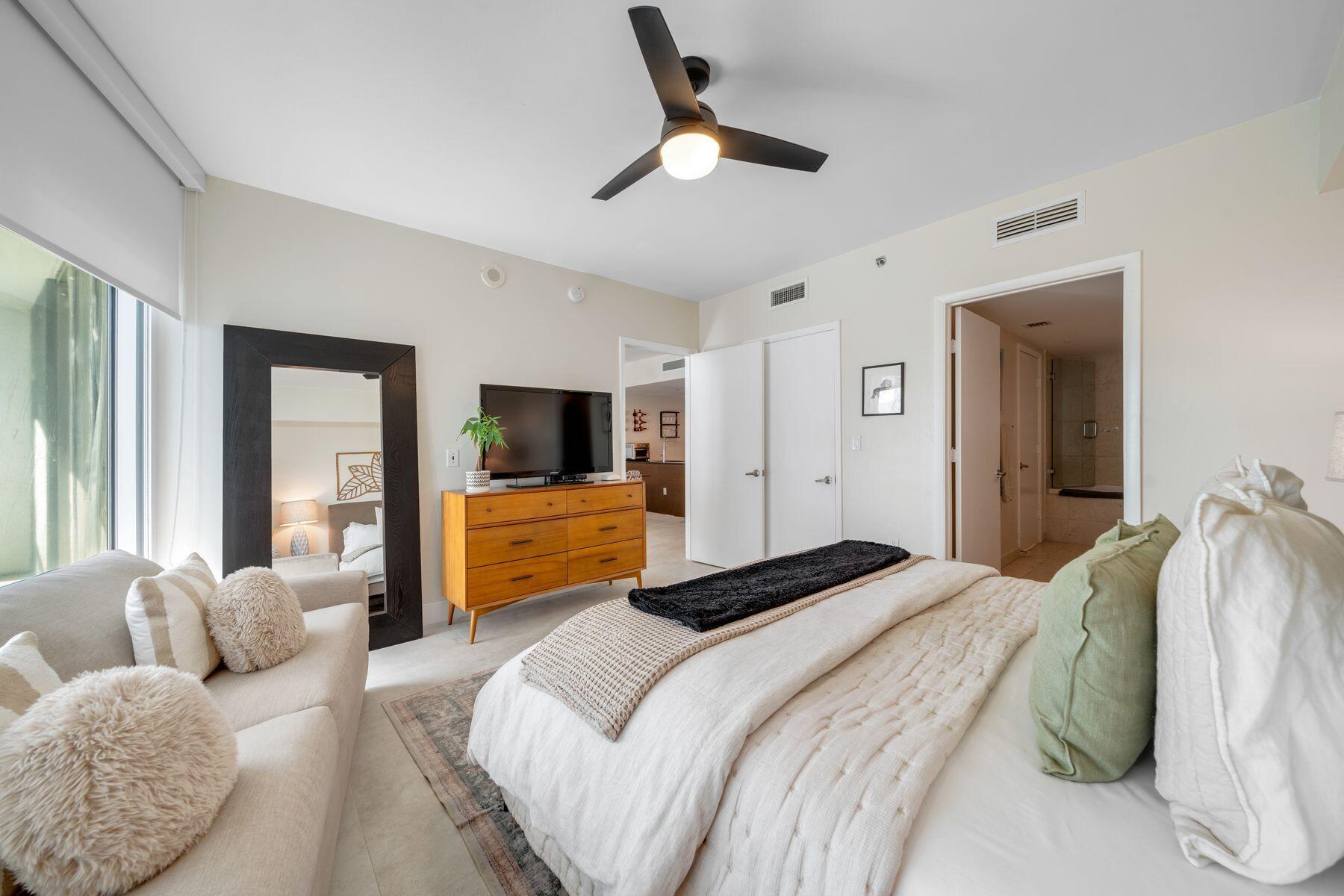 image Iconbrickell Condo No 114