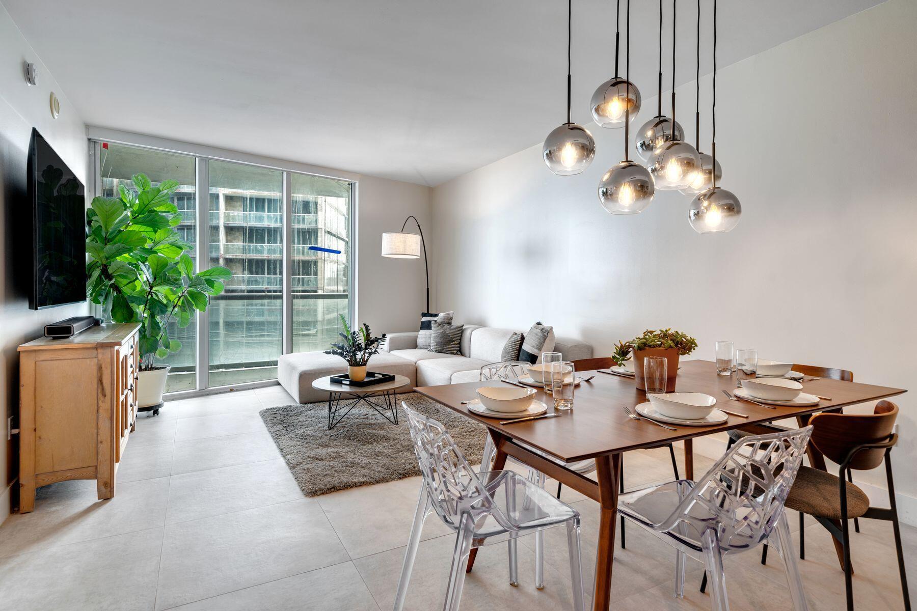image Iconbrickell Condo No 11