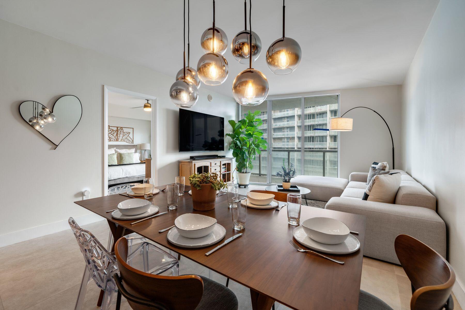 image Iconbrickell Condo No 12