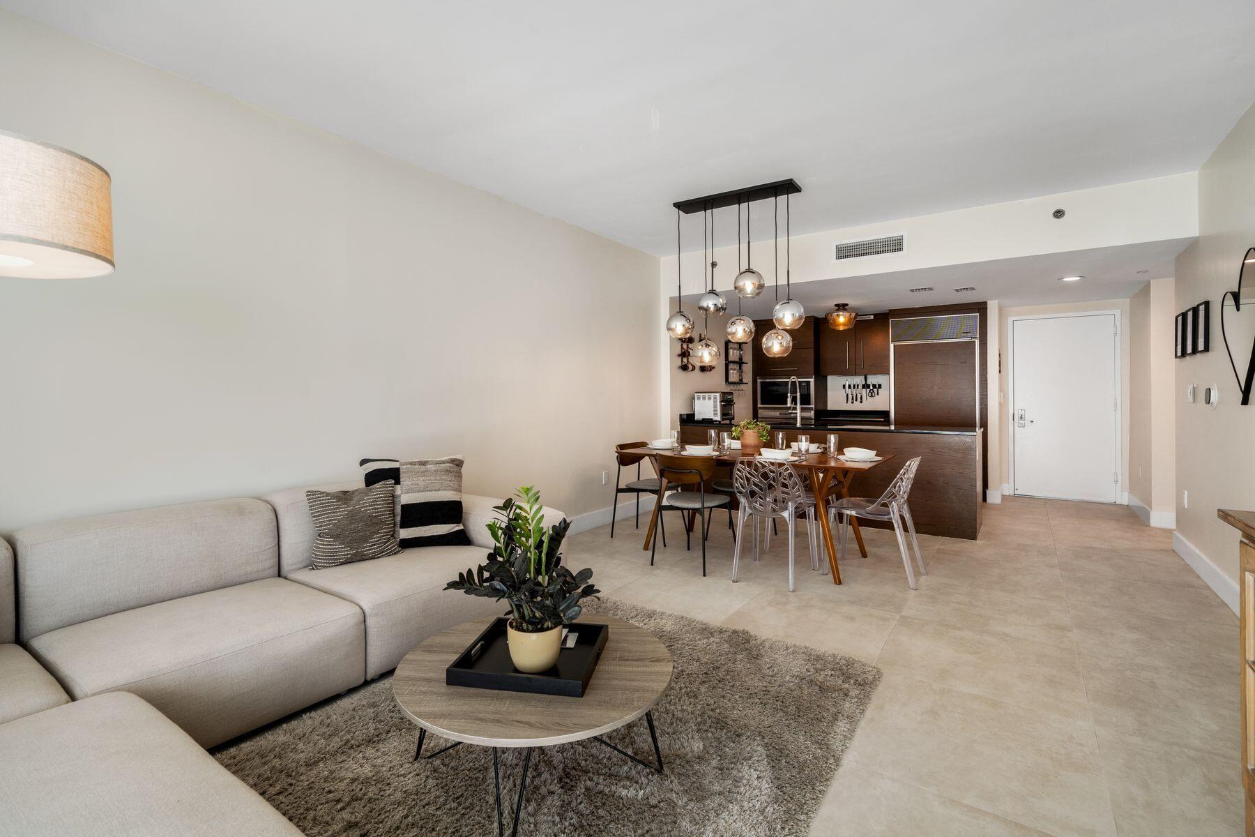 image Iconbrickell Condo No 13