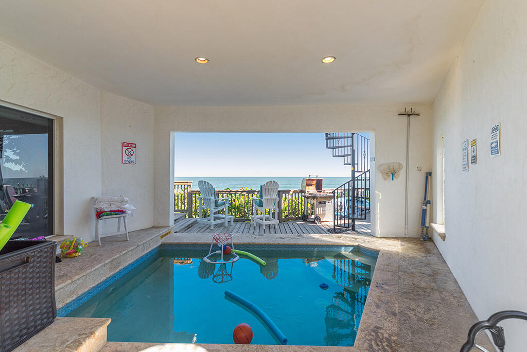 23 NE Macarthur Stuart, FL 34996