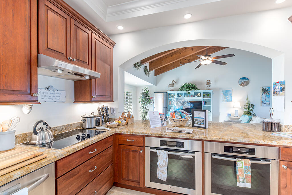 23 NE Macarthur Stuart, FL 34996