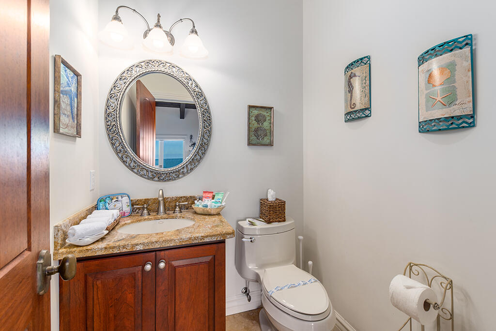 23 NE Macarthur Stuart, FL 34996