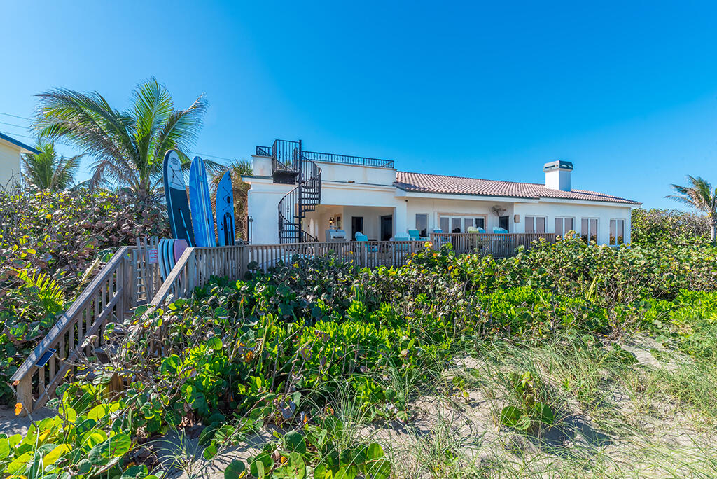 23 NE Macarthur Stuart, FL 34996