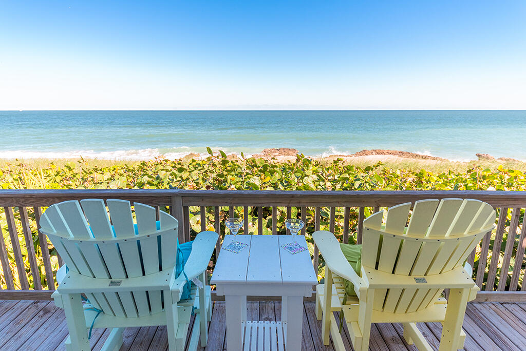 23 NE Macarthur Stuart, FL 34996