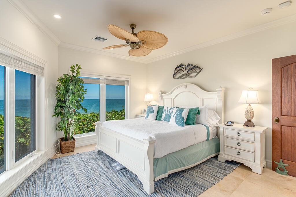 23 NE Macarthur Stuart, FL 34996