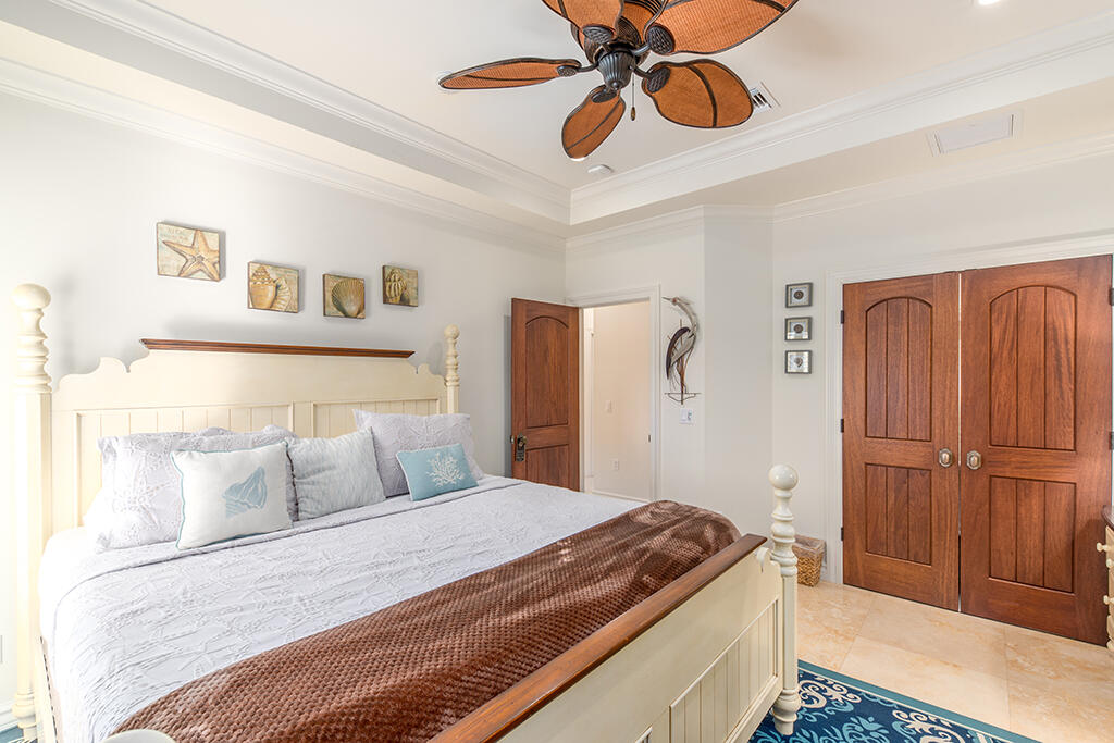 23 NE Macarthur Stuart, FL 34996