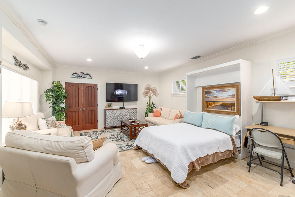 23 NE Macarthur Stuart, FL 34996