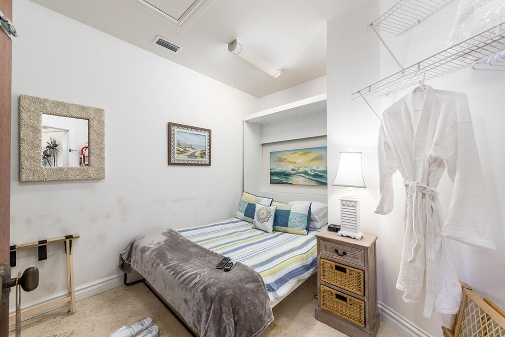 23 NE Macarthur Stuart, FL 34996