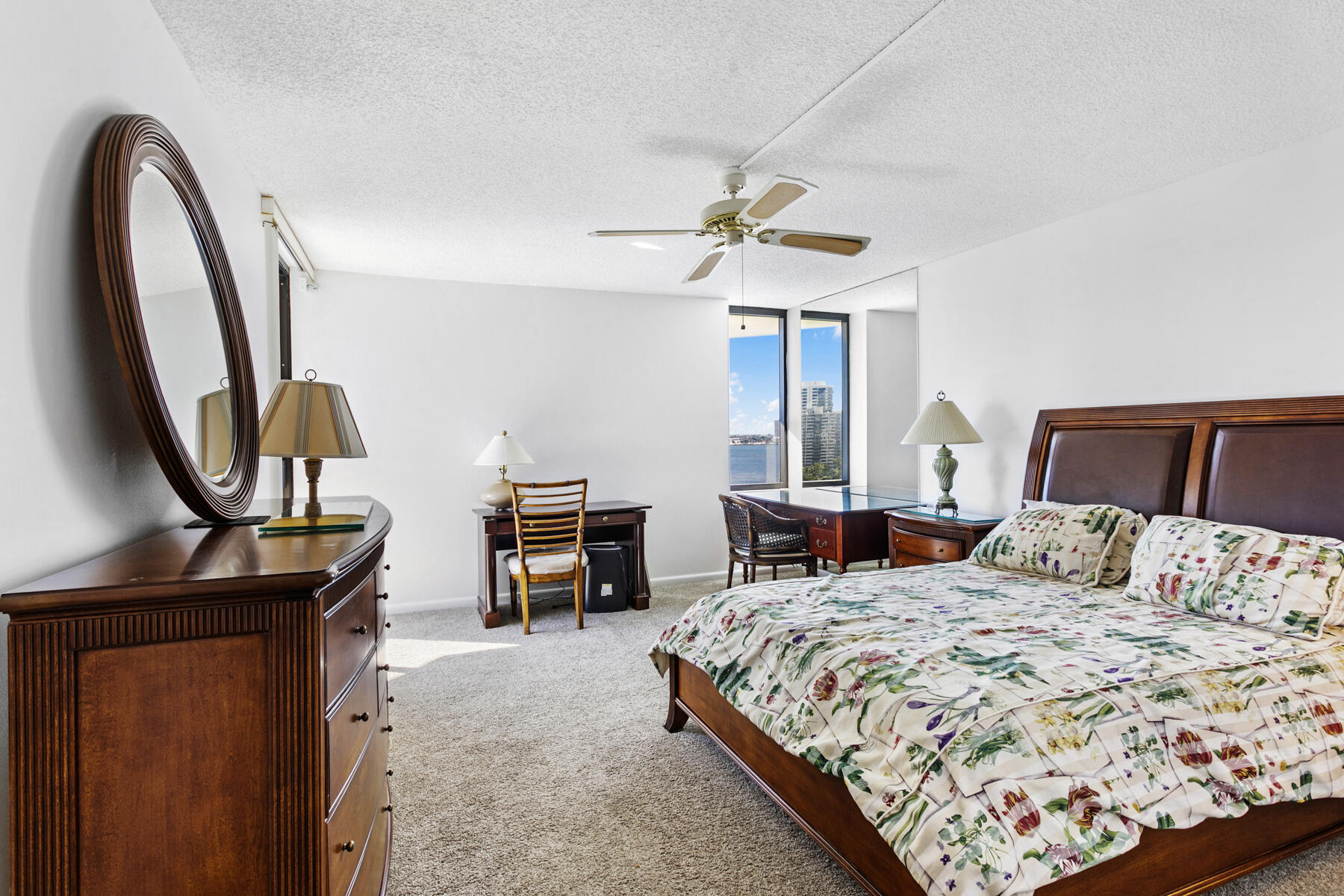 5080 N Ocean #9d Singer Island, FL 33404
