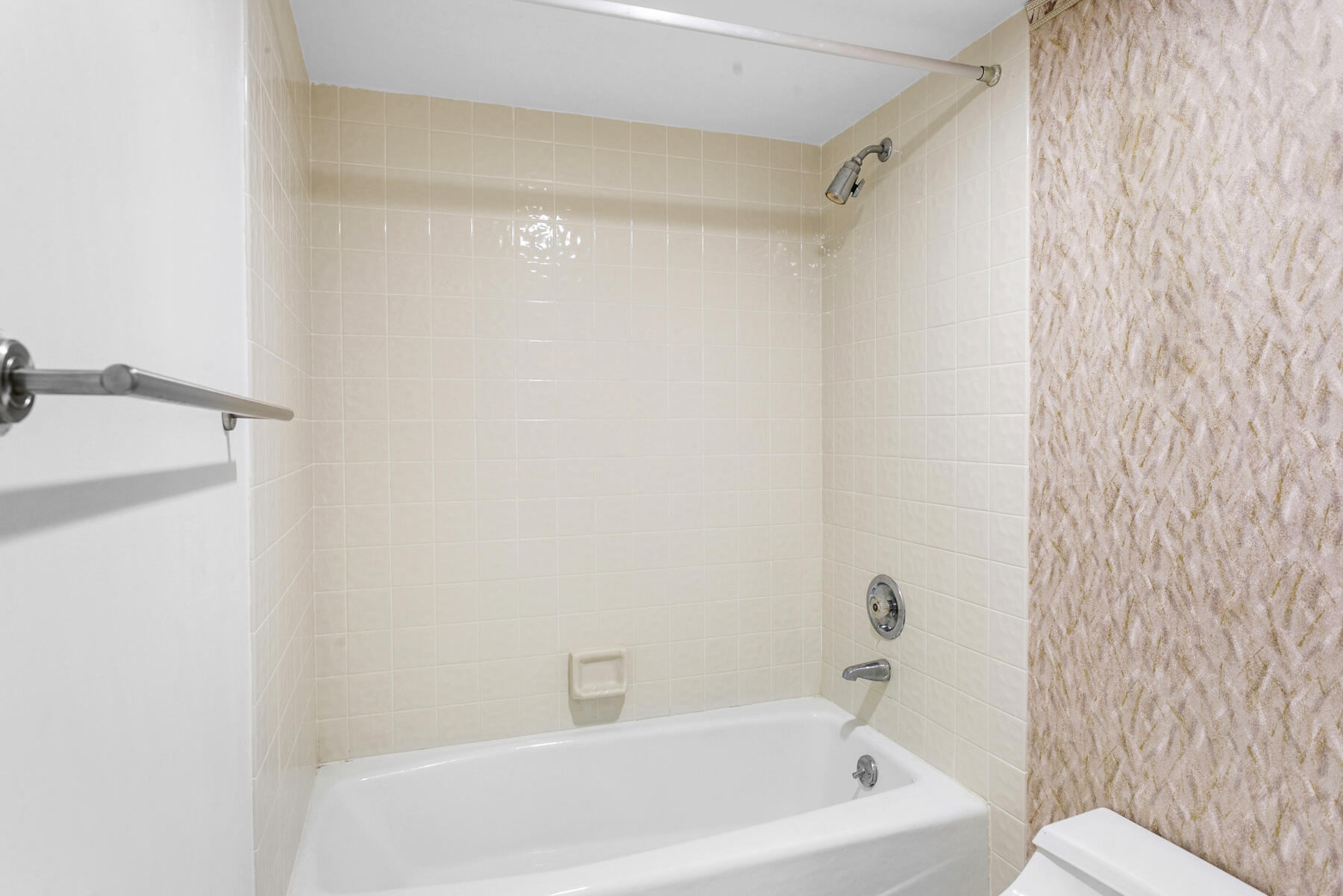 5080 N Ocean #9d Singer Island, FL 33404