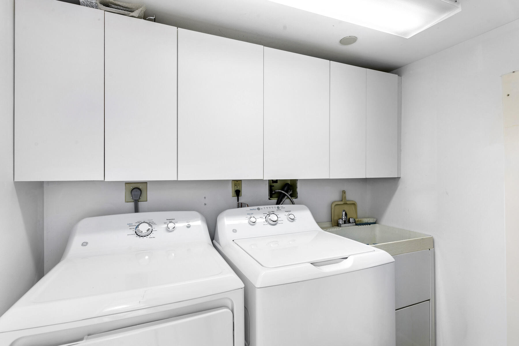 5080 N Ocean #9d Singer Island, FL 33404