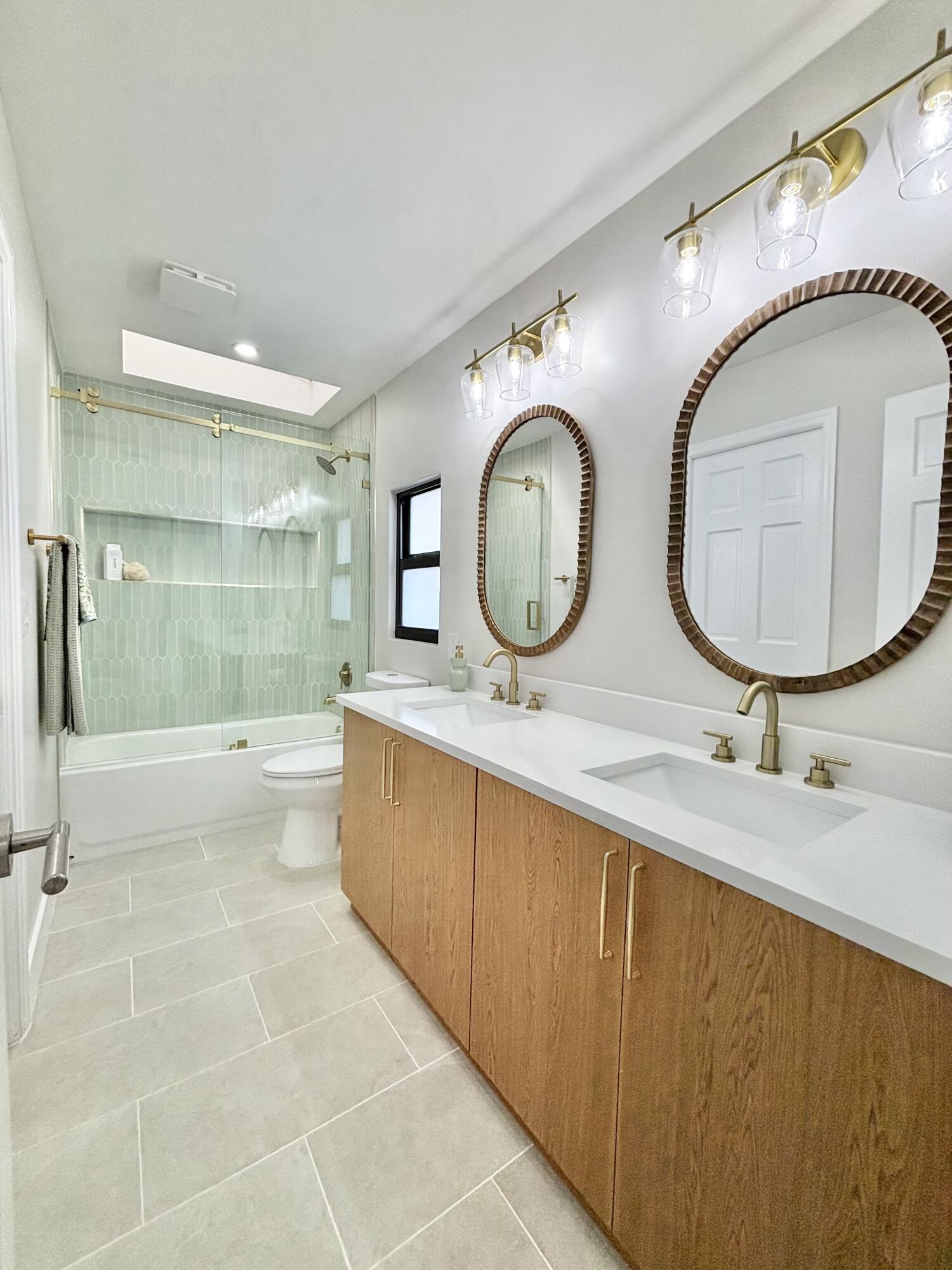 14 SE Paddock Jupiter, FL 33469