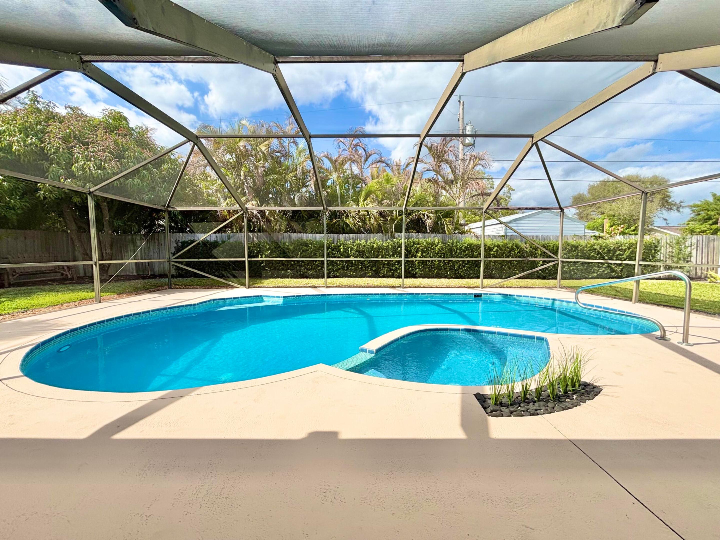 14 SE Paddock Jupiter, FL 33469