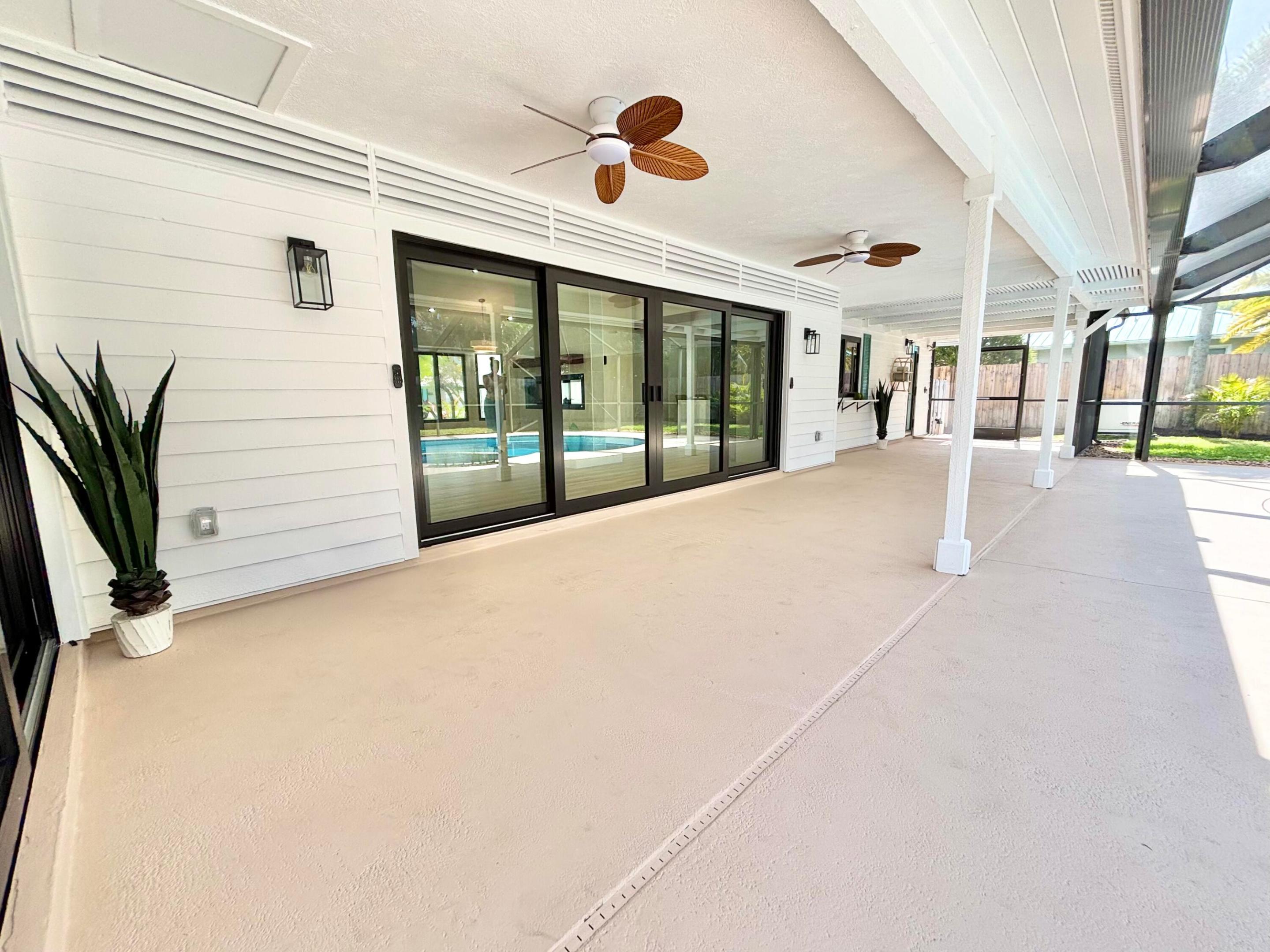 14 SE Paddock Jupiter, FL 33469