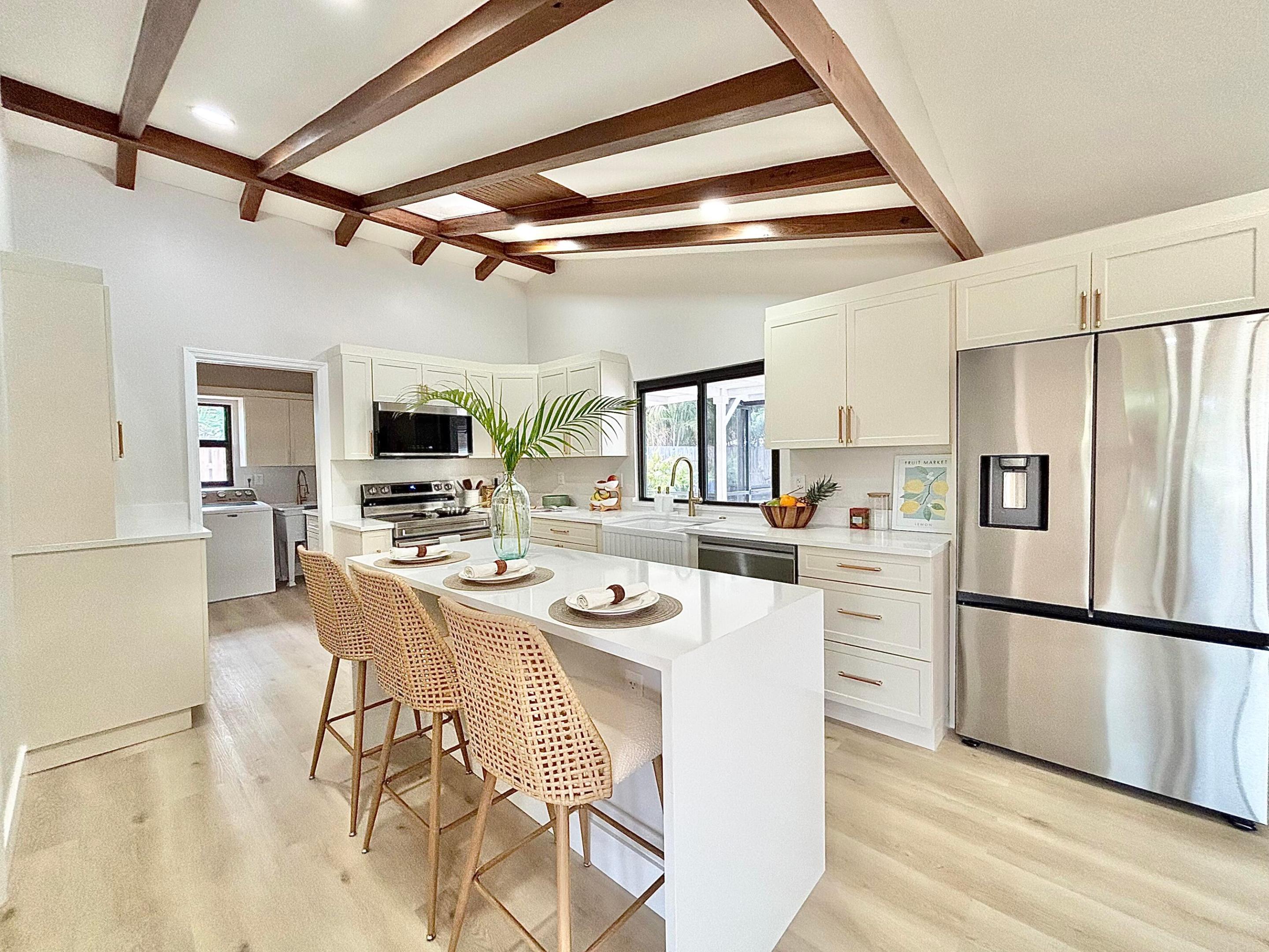 14 SE Paddock Jupiter, FL 33469