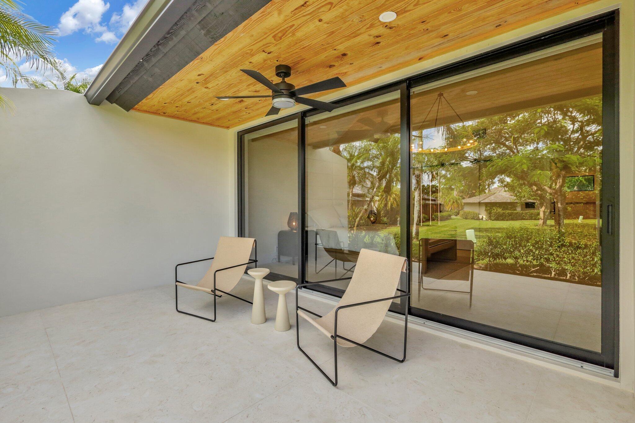 11880 Pebblewood Wellington, FL 33414