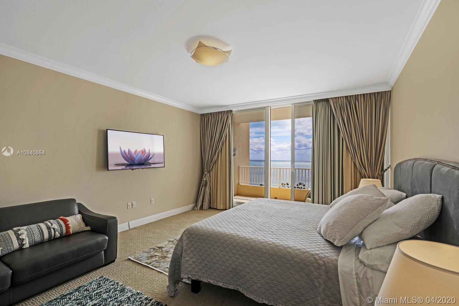 image Club Tower Three10