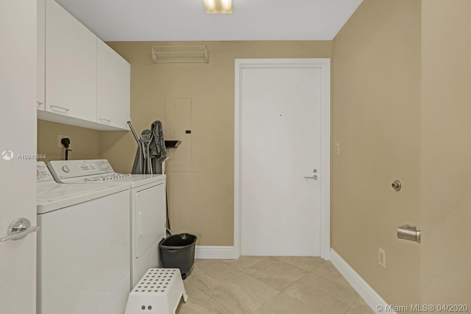 image Club Tower Three21