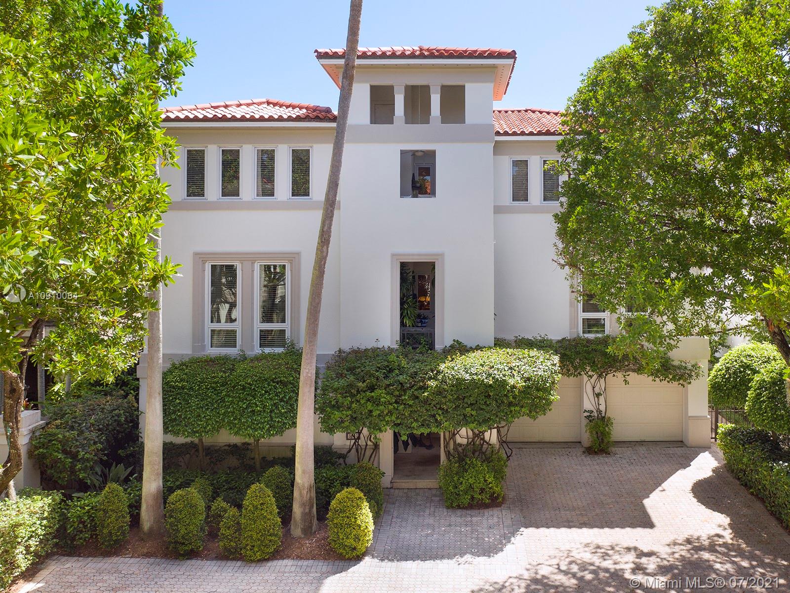 3517 Bayshore Villas Dr Coconut Grove, FL 33133