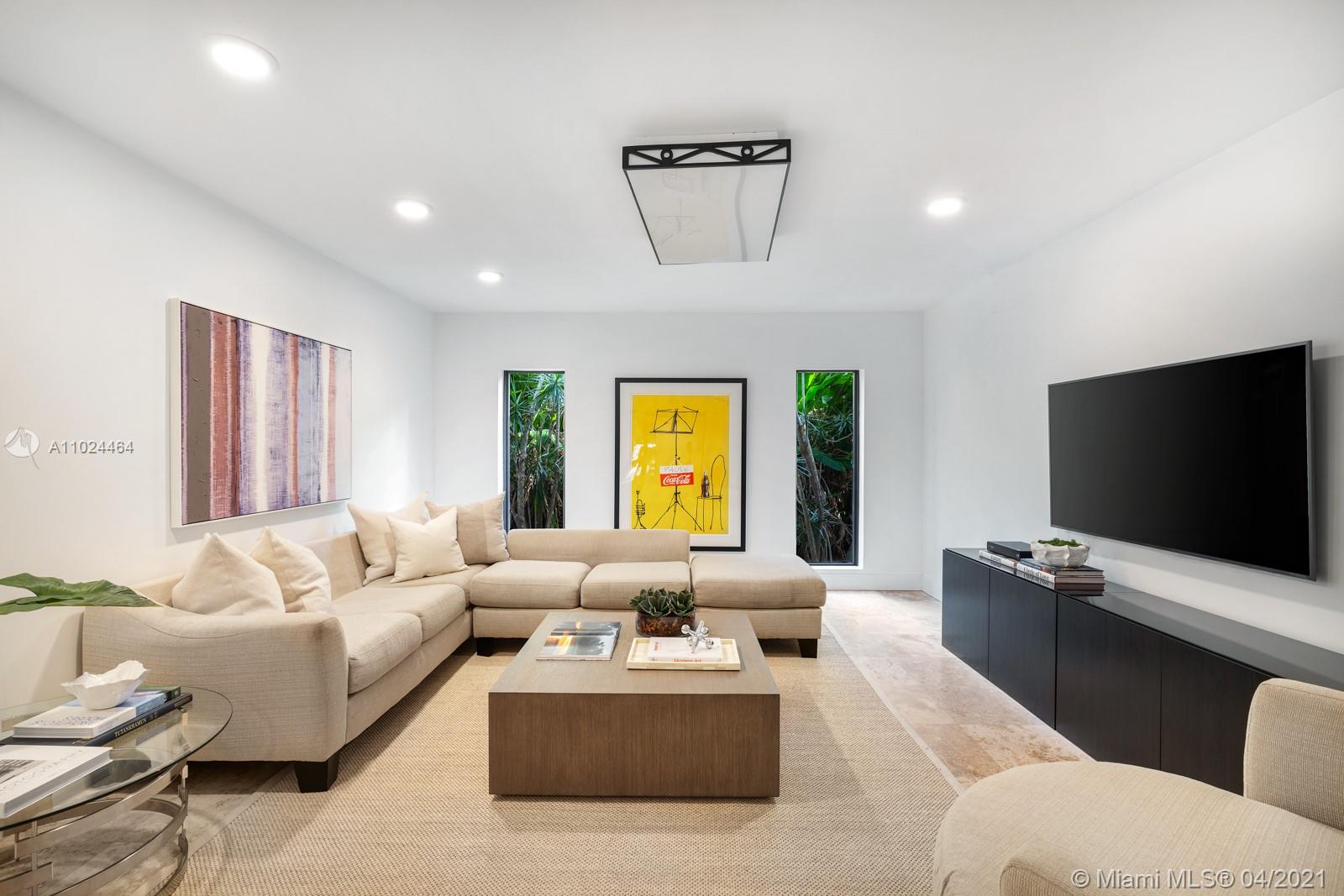 4880 Granada Blvd Coral Gables, FL 33146