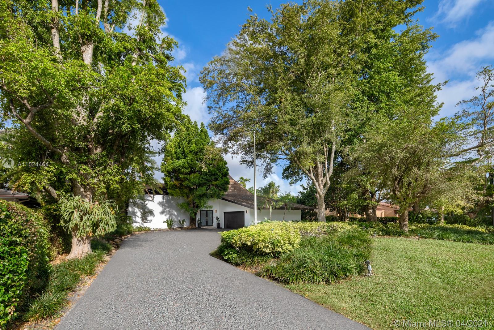4880 Granada Blvd Coral Gables, FL 33146