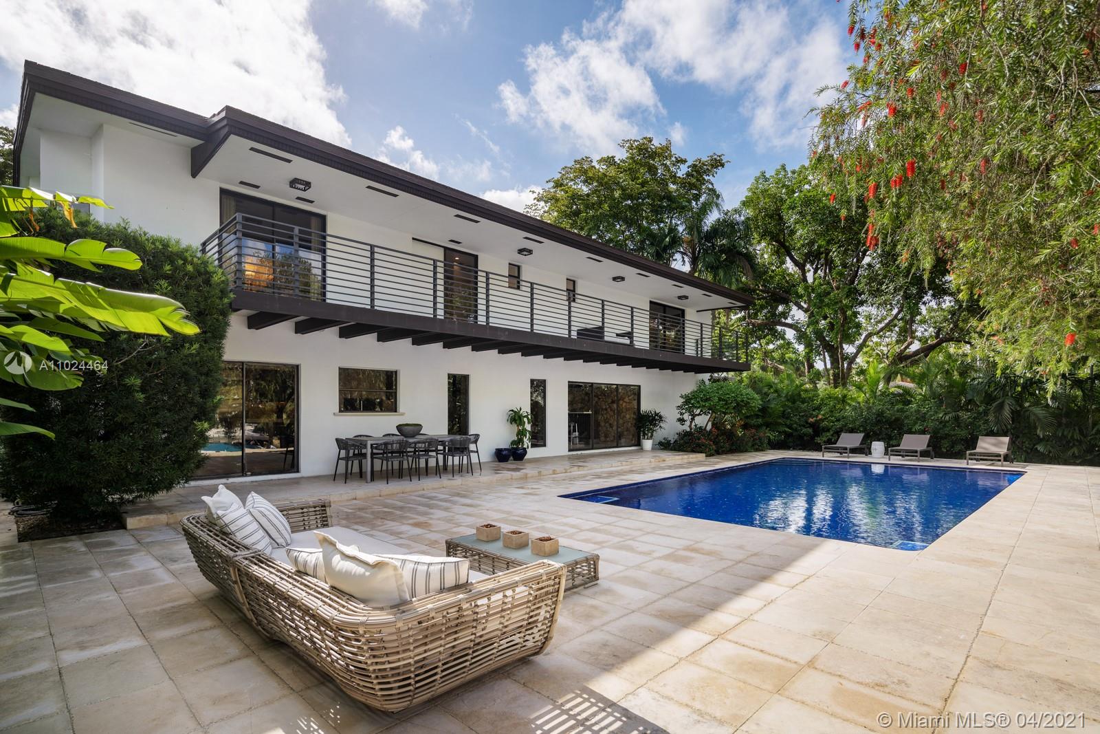 4880 Granada Blvd Coral Gables, FL 33146