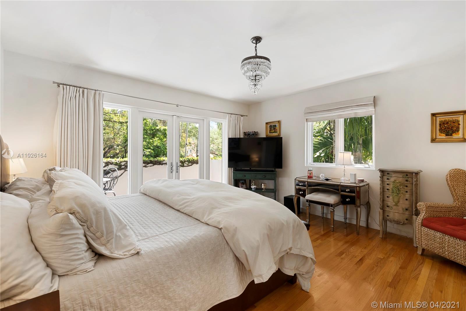 743 Anastasia Ave Coral Gables, FL 33134