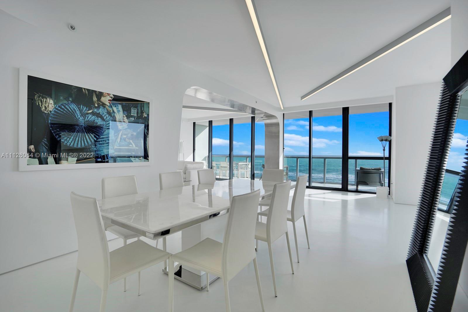 2201 Collins Ave #726/728/730