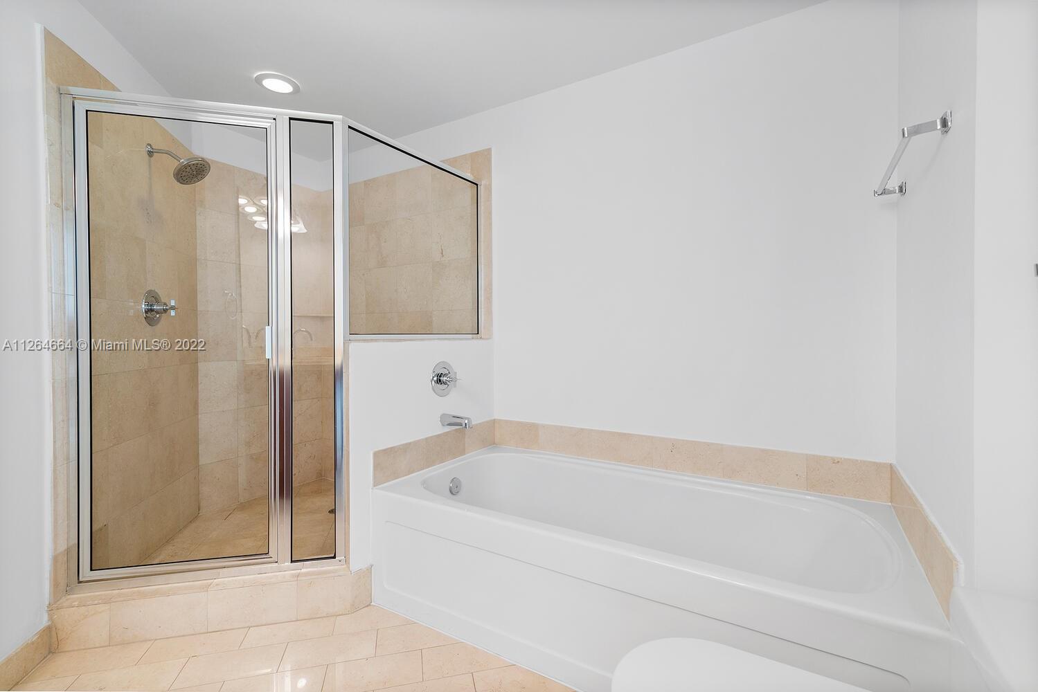 79 SW 12th St #2106-S Miami, FL 33130