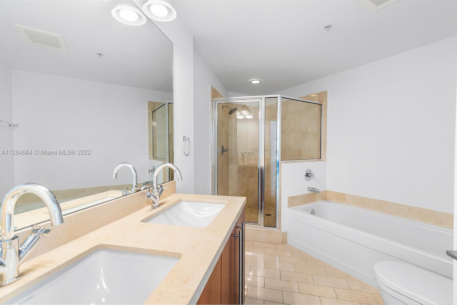 79 SW 12th St #2106-S Miami, FL 33130