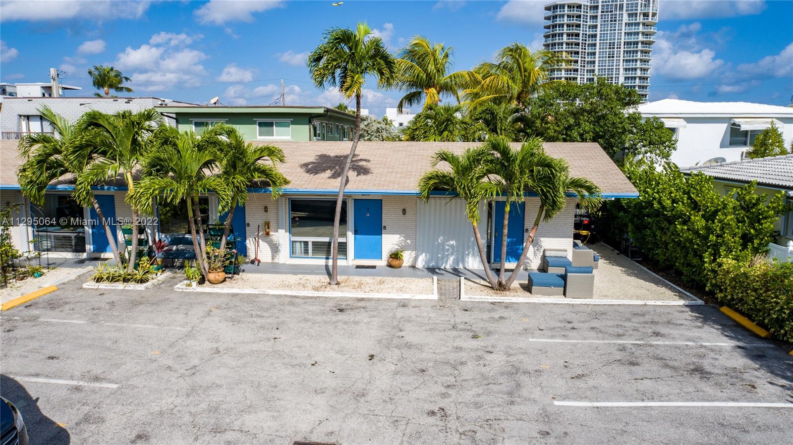 333 Palm St