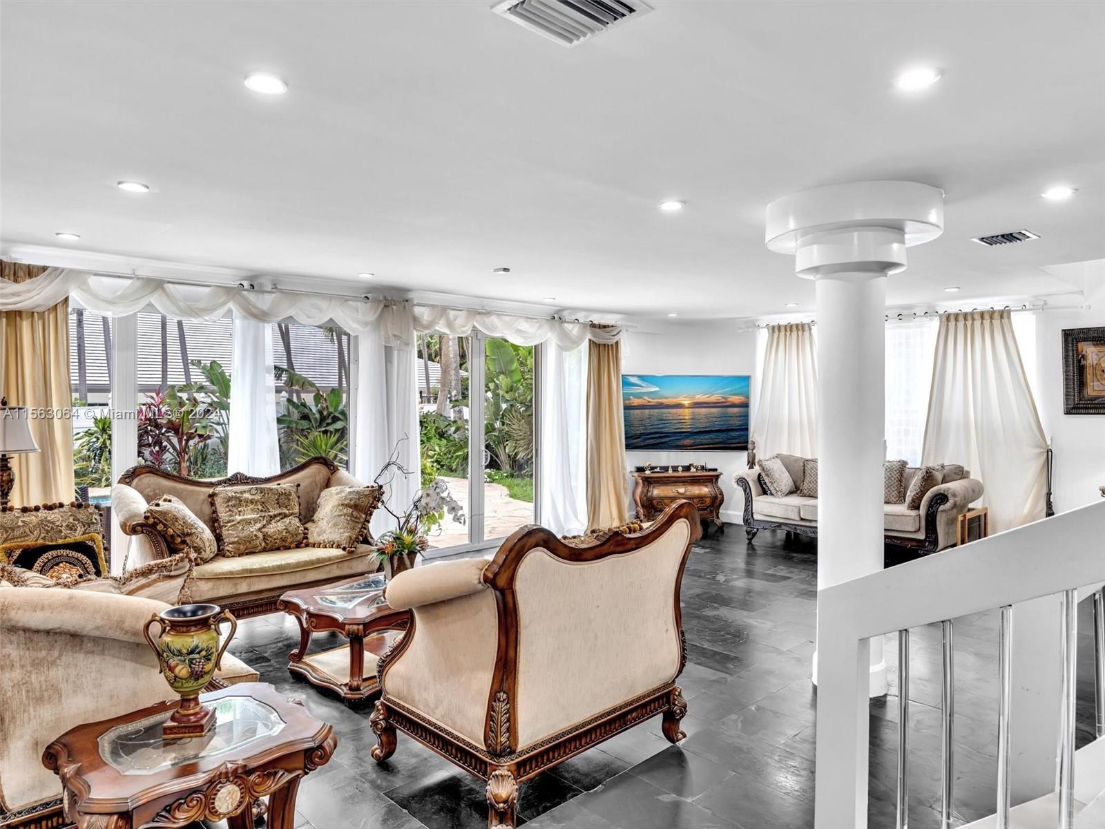 616 Ocean Blvd,Golden Beach, FL 33160