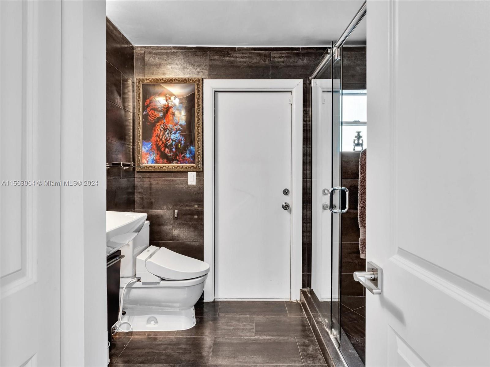 616 Ocean Blvd,Golden Beach, FL 33160