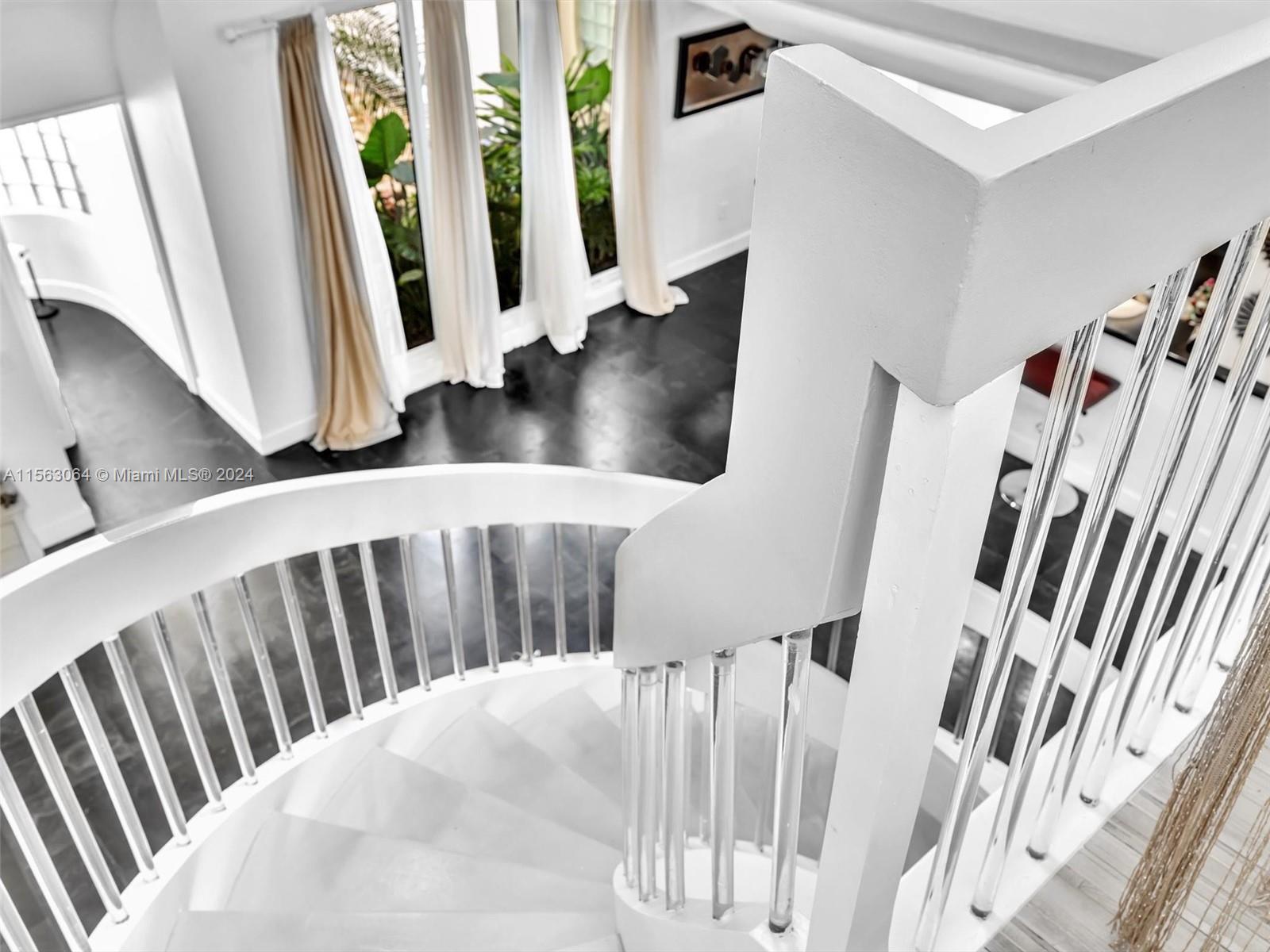 616 Ocean Blvd,Golden Beach, FL 33160