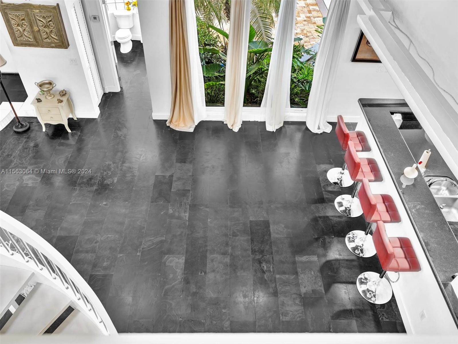 616 Ocean Blvd,Golden Beach, FL 33160