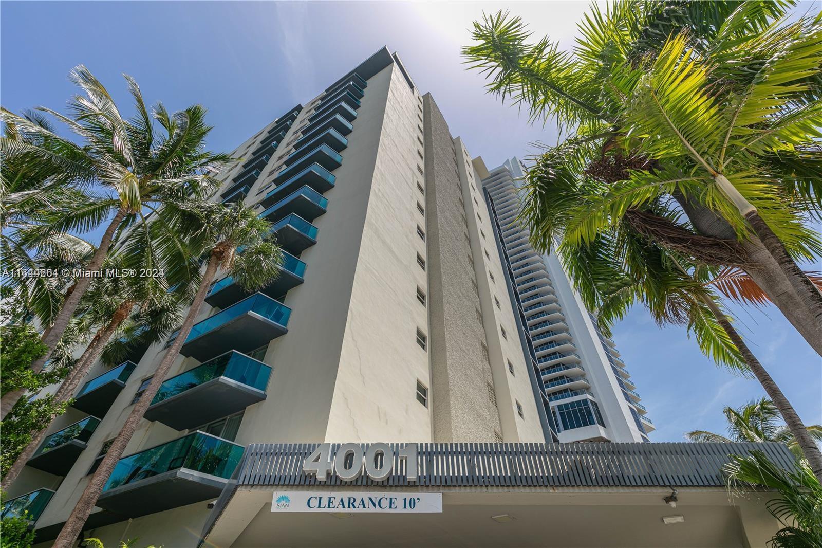 Casa de Condomínio