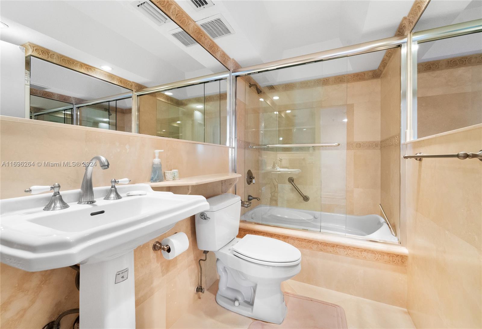 400 Beach Rd #801 Tequesta, FL 33469