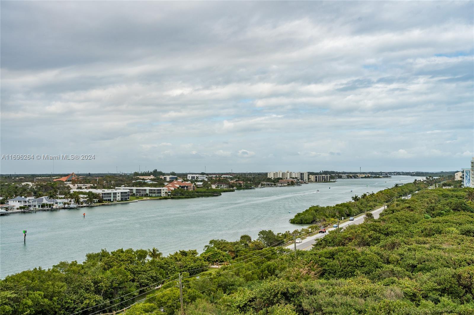 400 Beach Rd #801 Tequesta, FL 33469