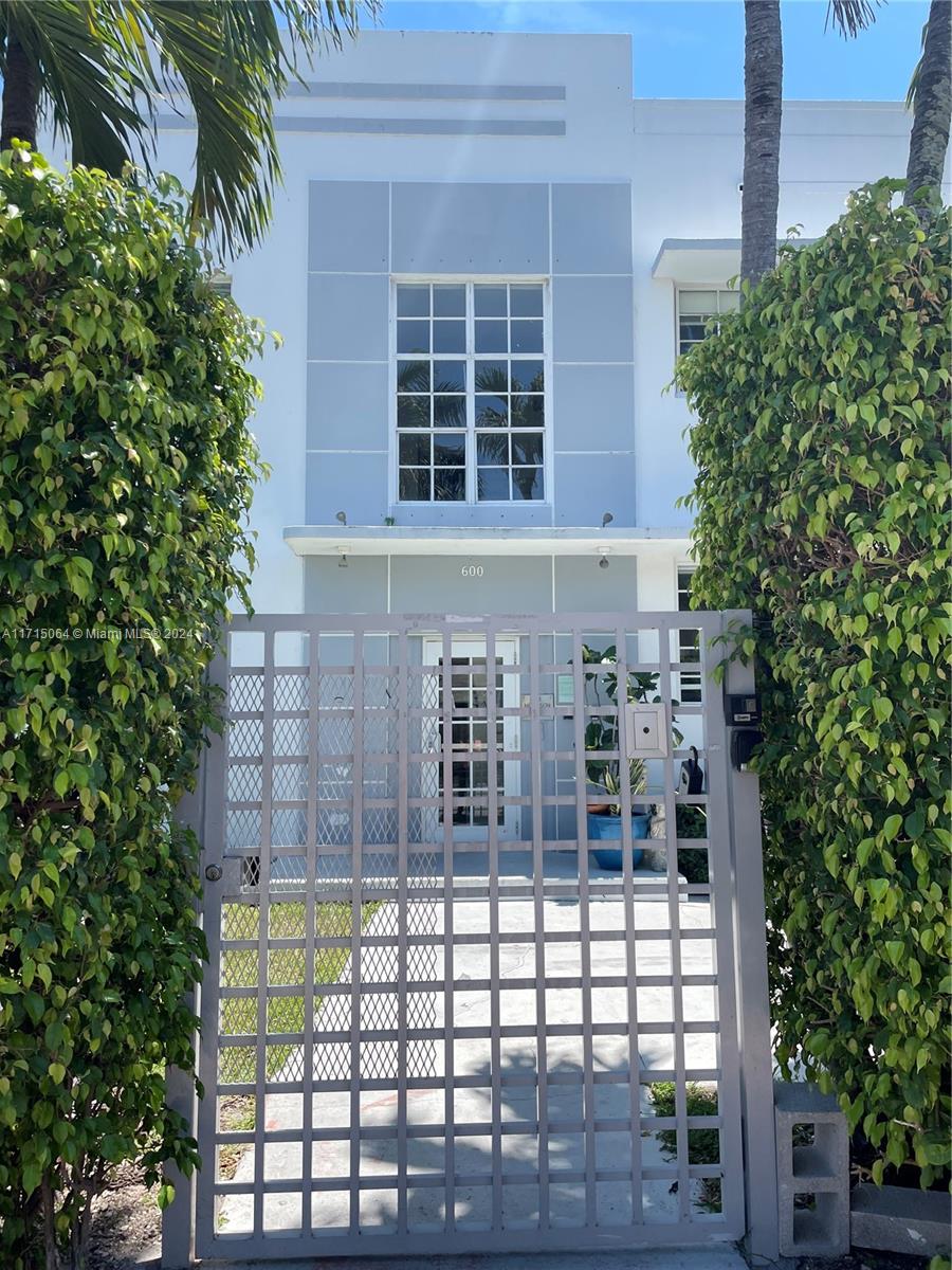 Casa de Condomínio