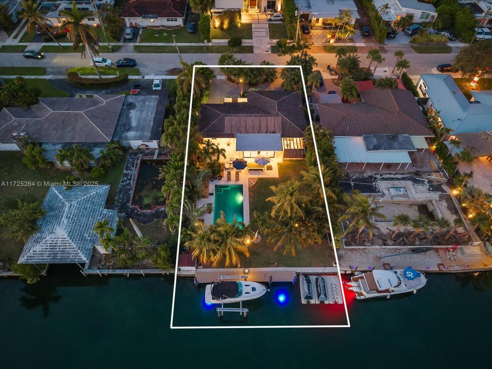 2104 NE 124th St North Miami, FL 33181