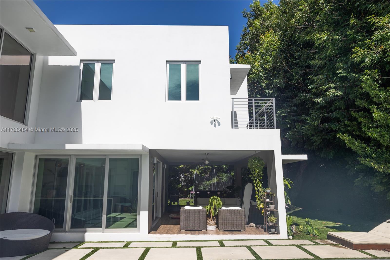 6790 SW 72th St South Miami, FL 33143