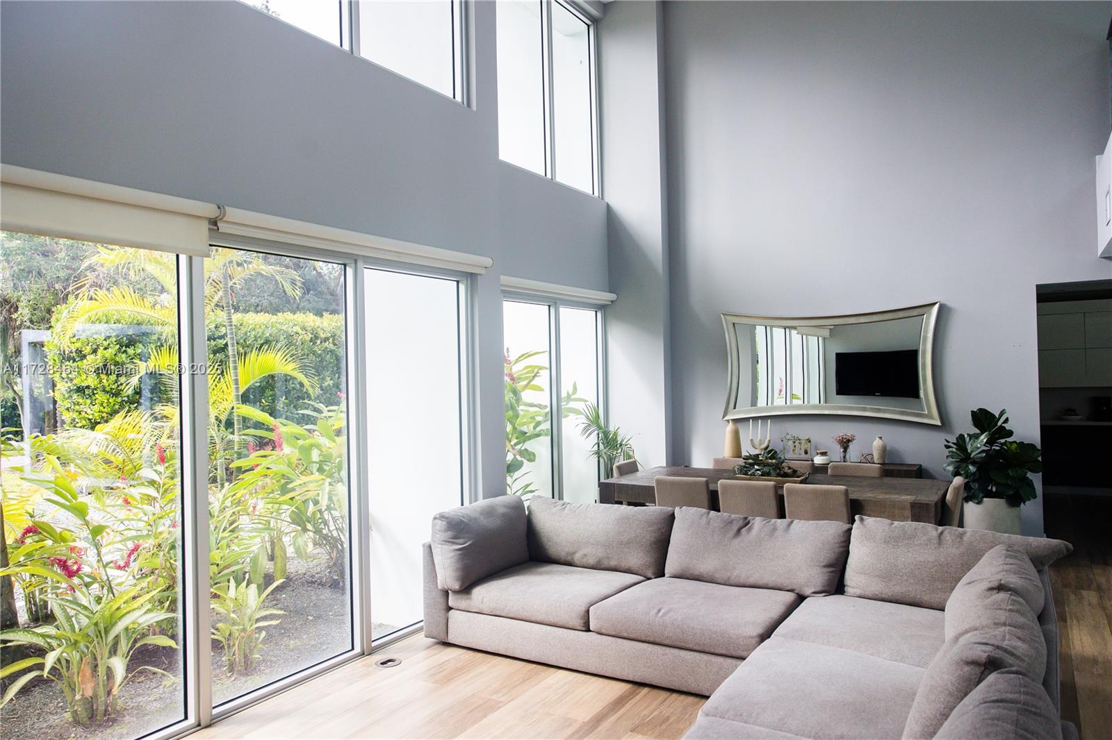 6790 SW 72th St South Miami, FL 33143