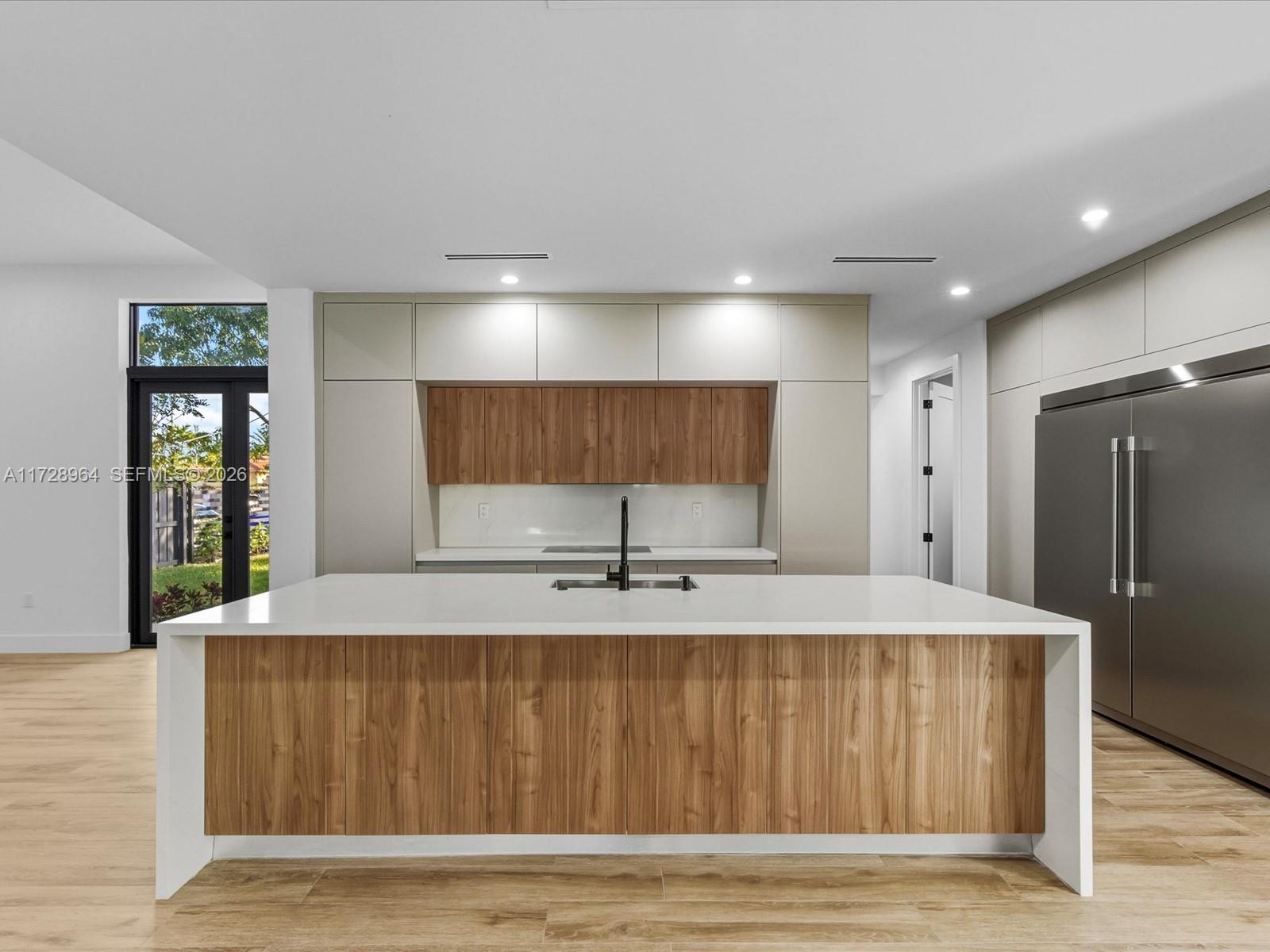 2285 SW 17th Ter Miami, FL 33145