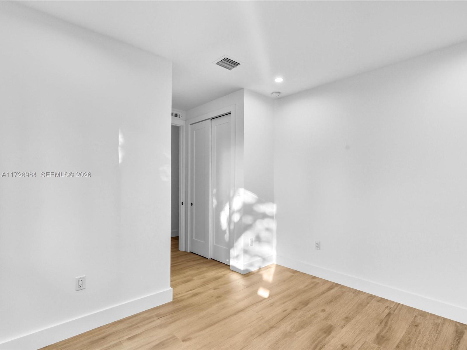 2285 SW 17th Ter Miami, FL 33145