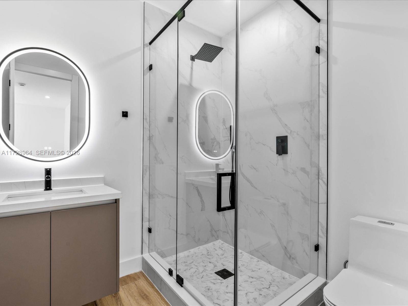 2285 SW 17th Ter Miami, FL 33145