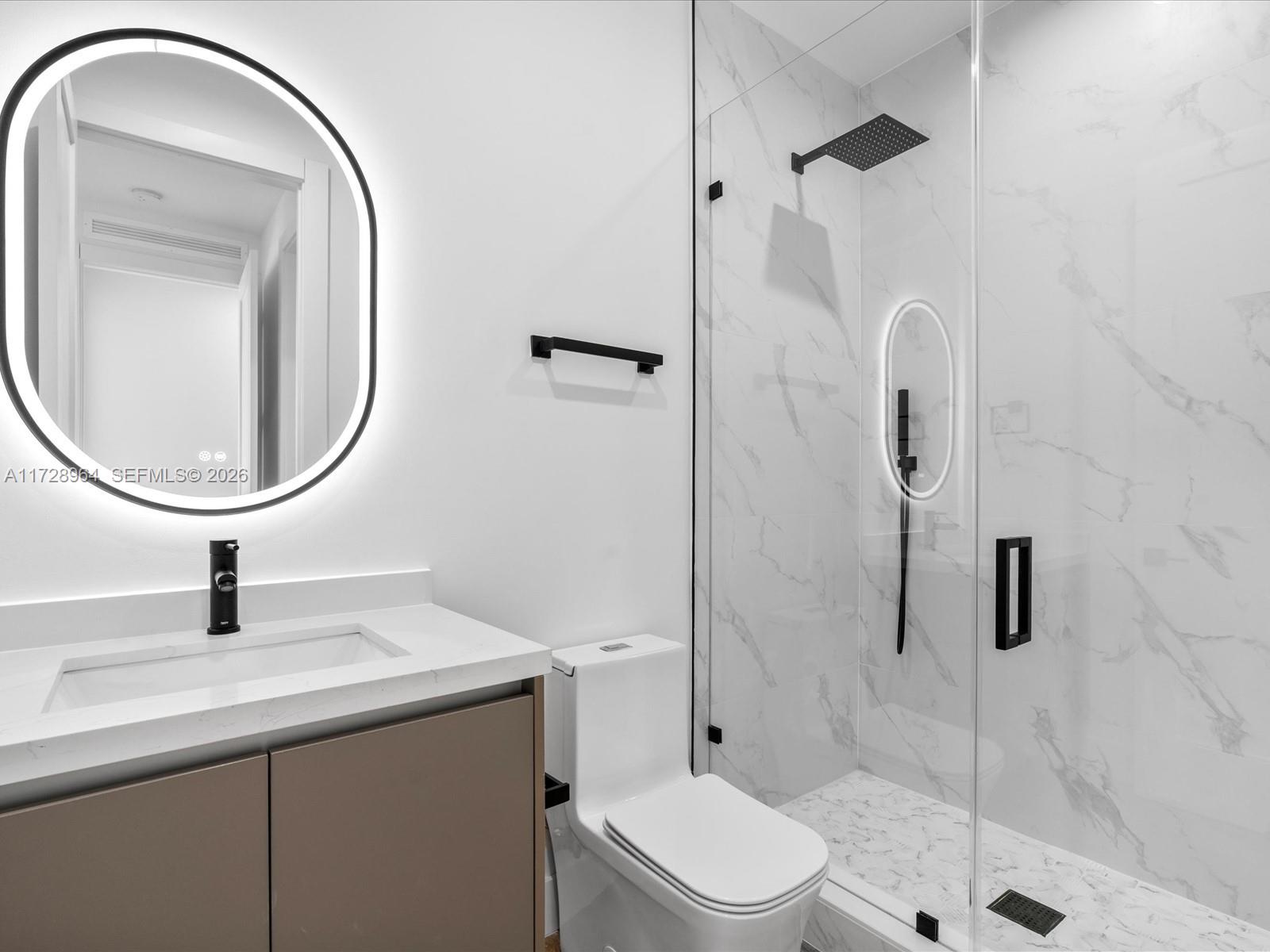 2285 SW 17th Ter Miami, FL 33145