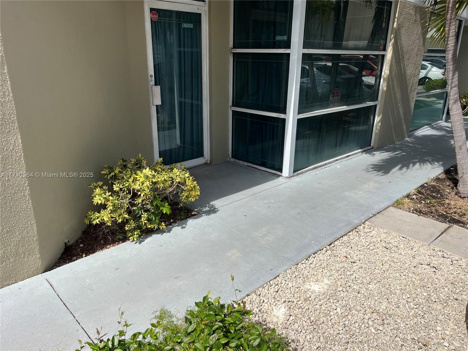 74XX SW 48th St