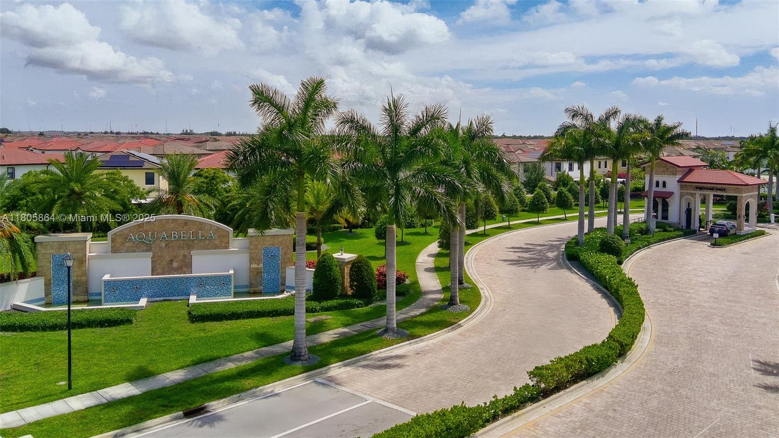 10966 W 33rd Way Hialeah, FL 33018