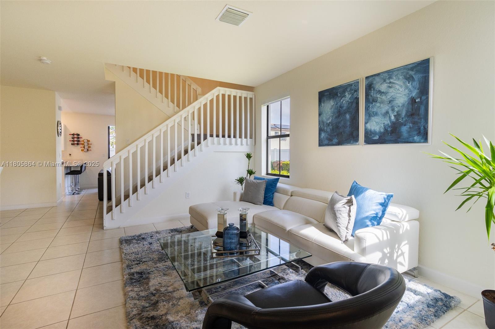 10966 W 33rd Way Hialeah, FL 33018